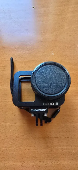 Camara GoPro Hero 8, Carcasa y Accesorios