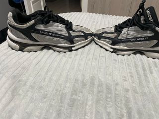 Zapatillas Lacoste Negras y Grises