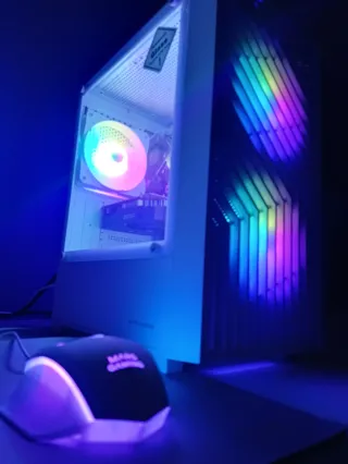 PC Gamer Blanco i7 32Gb SSD Nvidia