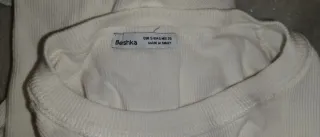 Crop top blanco Bershka