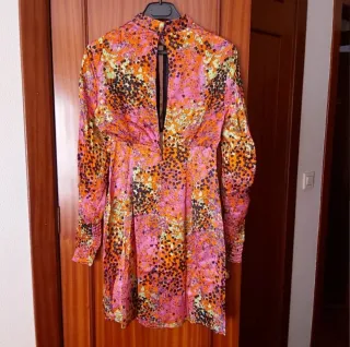 Bershka Vestido Colorido estilo 70s (Original 35€)