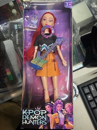 Muñeca KPOP DEMON HUNTERS MIRA GOLDEN