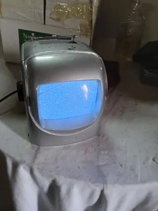 Televisor Vintage Gris Plata