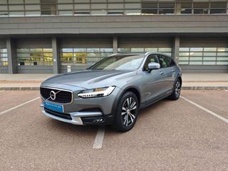 VOLVO V90 Cross Country 2.0 D4 AWD Pro Auto