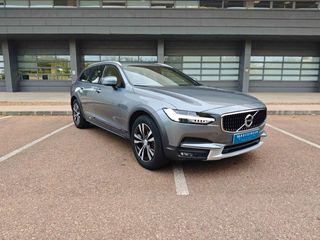 VOLVO V90 Cross Country 2.0 D4 AWD Pro Auto