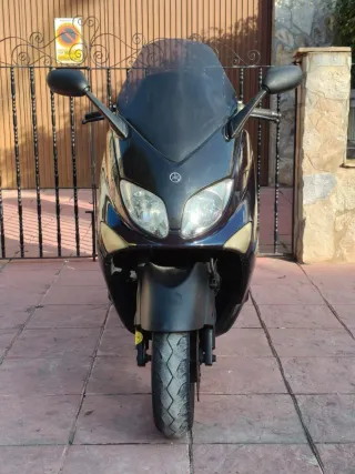 YAMAHA TMAX 500