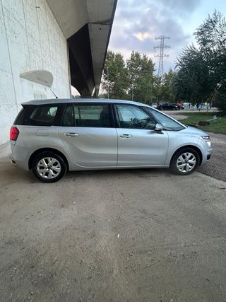 Citroen C4 Picasso 2013 7 pl 12 meses de garantia