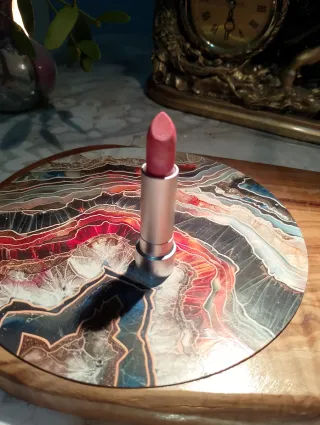 Kiko Milano Blue Me Waving Lip Balm