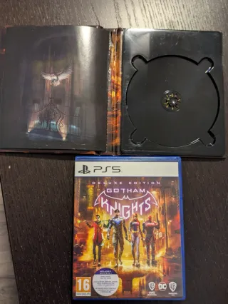 Gotham Knights Deluxe Edition PS5 + libro