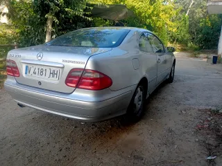 Mercedes-Benz  CLK 2000