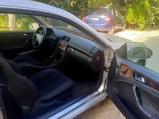 Mercedes-Benz  CLK 2000