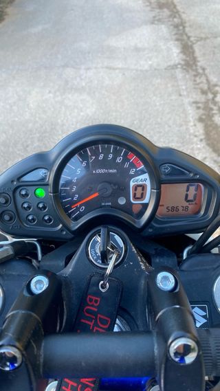 Suzuki Gladius SV650