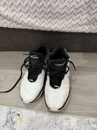 Nike LeBron 21 Talla 41