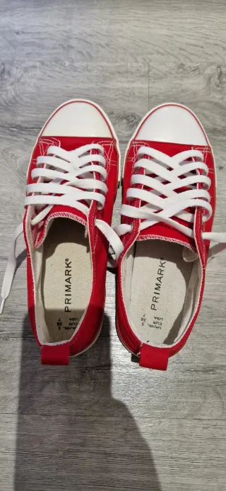 Zapatos rojos Primark talla 38