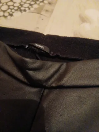Leggings similpelle neri taglia XS interno in pile