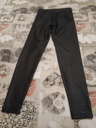 Leggings similpelle neri taglia XS interno in pile