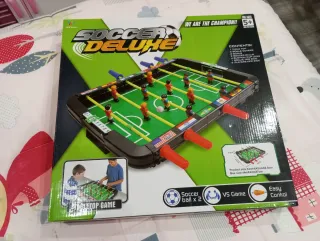 Futbolín de mesa Soccer Deluxe