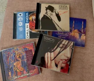 Lote CDs: Santana, Texas, Sinatra, India