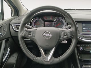 Opel Astra Design & Tech