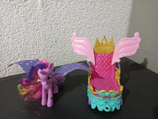 My Little Pony G4 Trono e Figura
