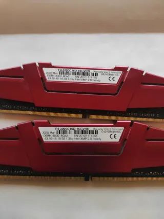 2x G.Skill Ripjaws V DDR4 16GB RAM