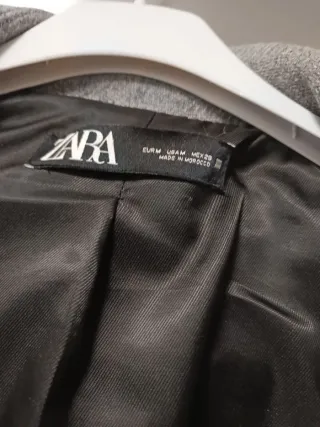 Chaquetón Zara Talla M Gris