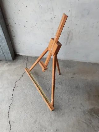 Cavalletto da pittore in legno
