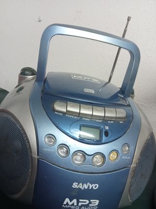 Radiocasete Sanyo MP3 CD