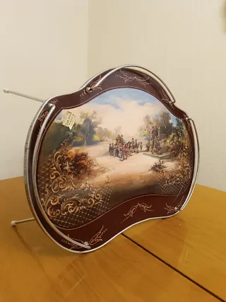 Bandeja Vintage Exclusiva con Escenas de Goya