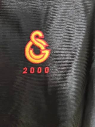 Camiseta Galatasaray 1999-00. Talla XL