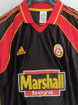 Camiseta Galatasaray 1999-00. Talla XL