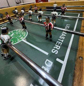 Futbolín Profesional con Monedero (Futbolín Val)