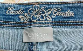 Jeans capri donna con fiori