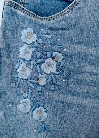 Jeans capri donna con fiori