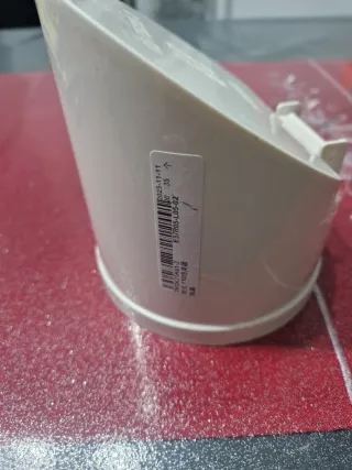 Tubo di scarico bianco in PVC – con sportello