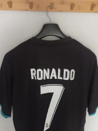 Camiseta Real Madrid 2017-18. Ronaldo 7. Talla XL