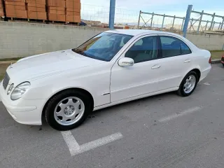 Mercedes-Benz Clase E 2003
