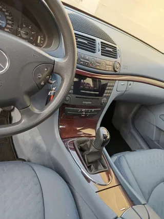 Mercedes-Benz Clase E 2003