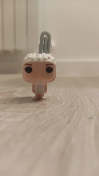 Figura Kinder Joy Stranger Things Eleven