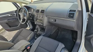 Volkswagen Touran 2014