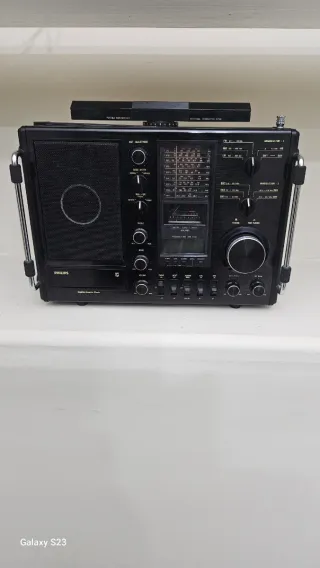 Radio Philips 990 Multibanda Mondiale
