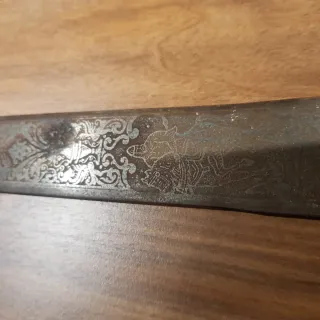 Espada antigua decorativa