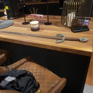 Espada antigua decorativa