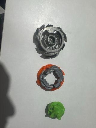 Beyblade Burst Evolution SwitchStrike Starter Pack