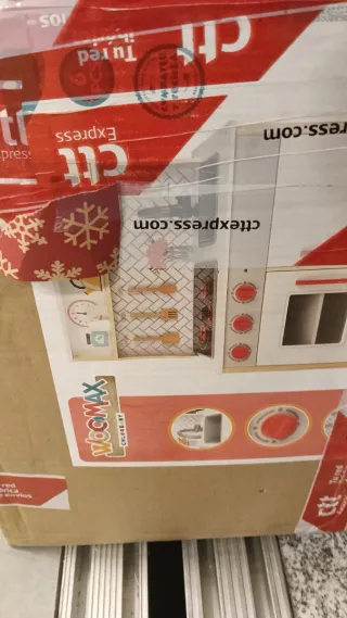 Cocinita infantil de madera