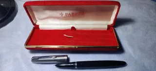 Bolígrafo Parker Caja Roja
