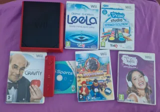 Consola Wii Roja + 5 Juegos accesorios y mando