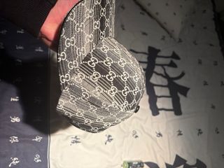 Gorra Gucci Gris y Blanca