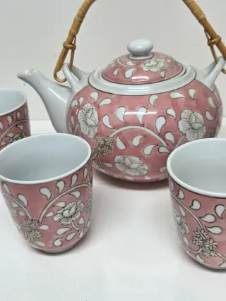 Juego de té de cerámica con bambú