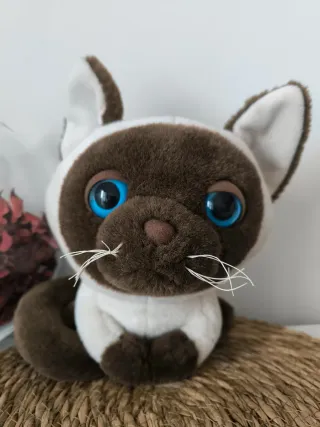 Peluche gato siamés ojos azules